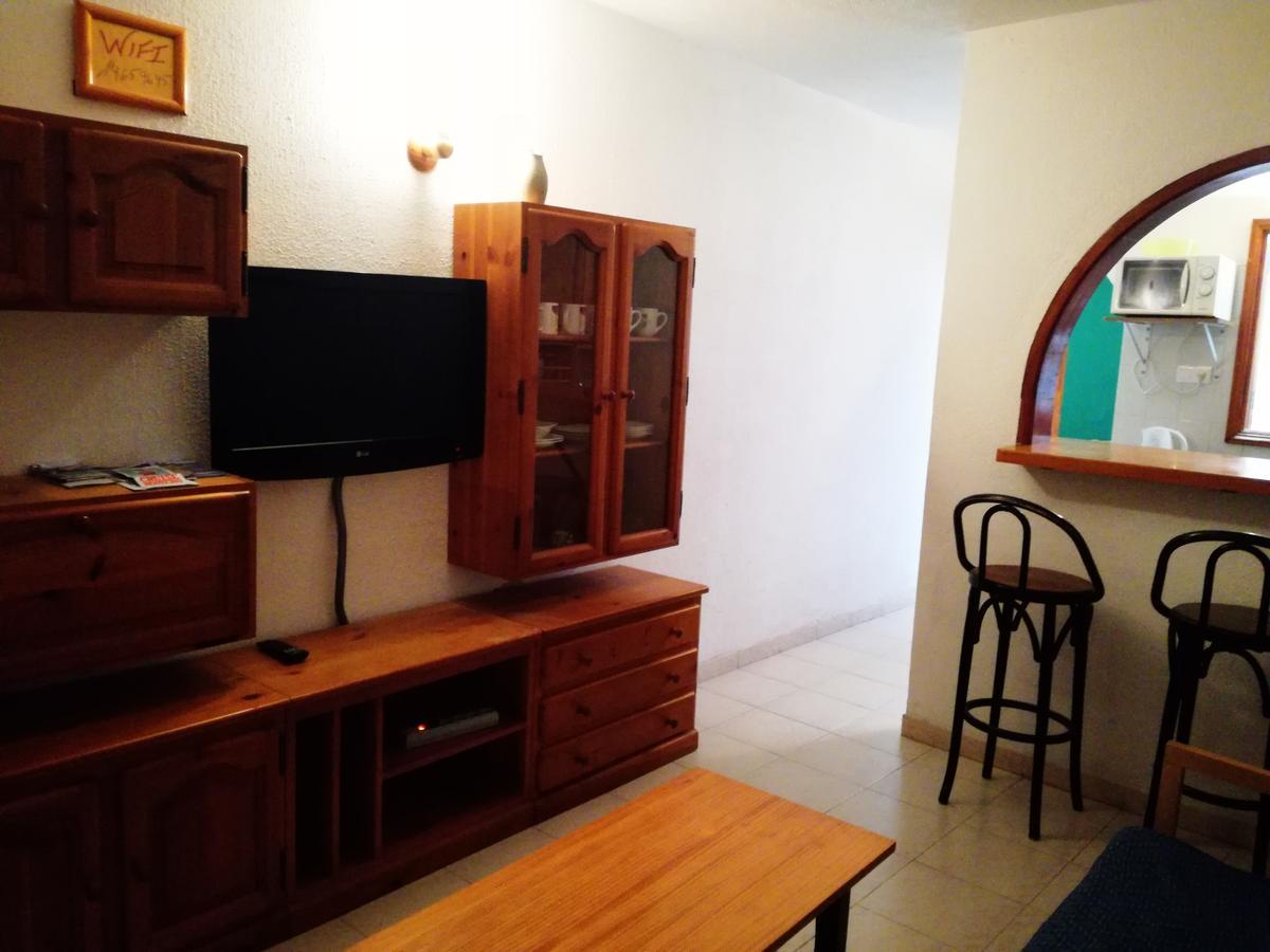 Surfhouse Hostel Famara Teguise  Eksteriør billede